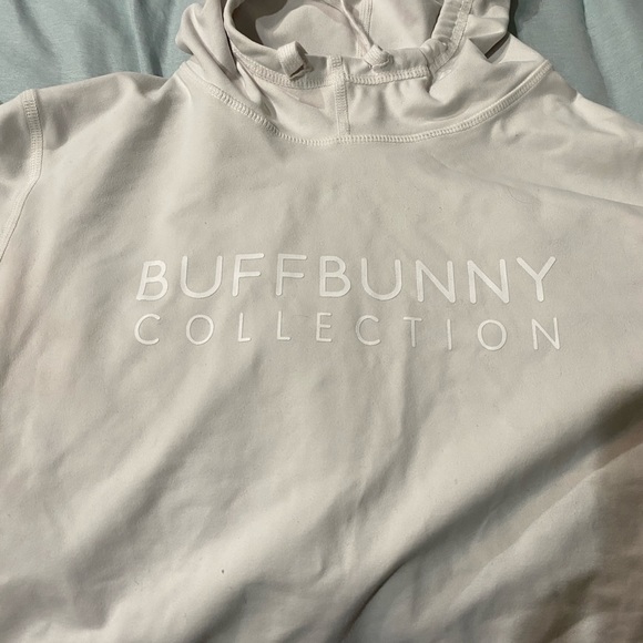 White buff bunny crop top. - Picture 5 of 5